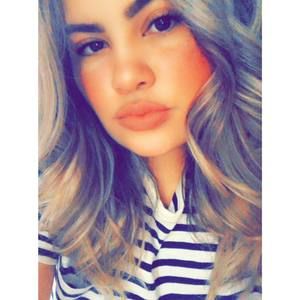 Meet your Posher, Noelia